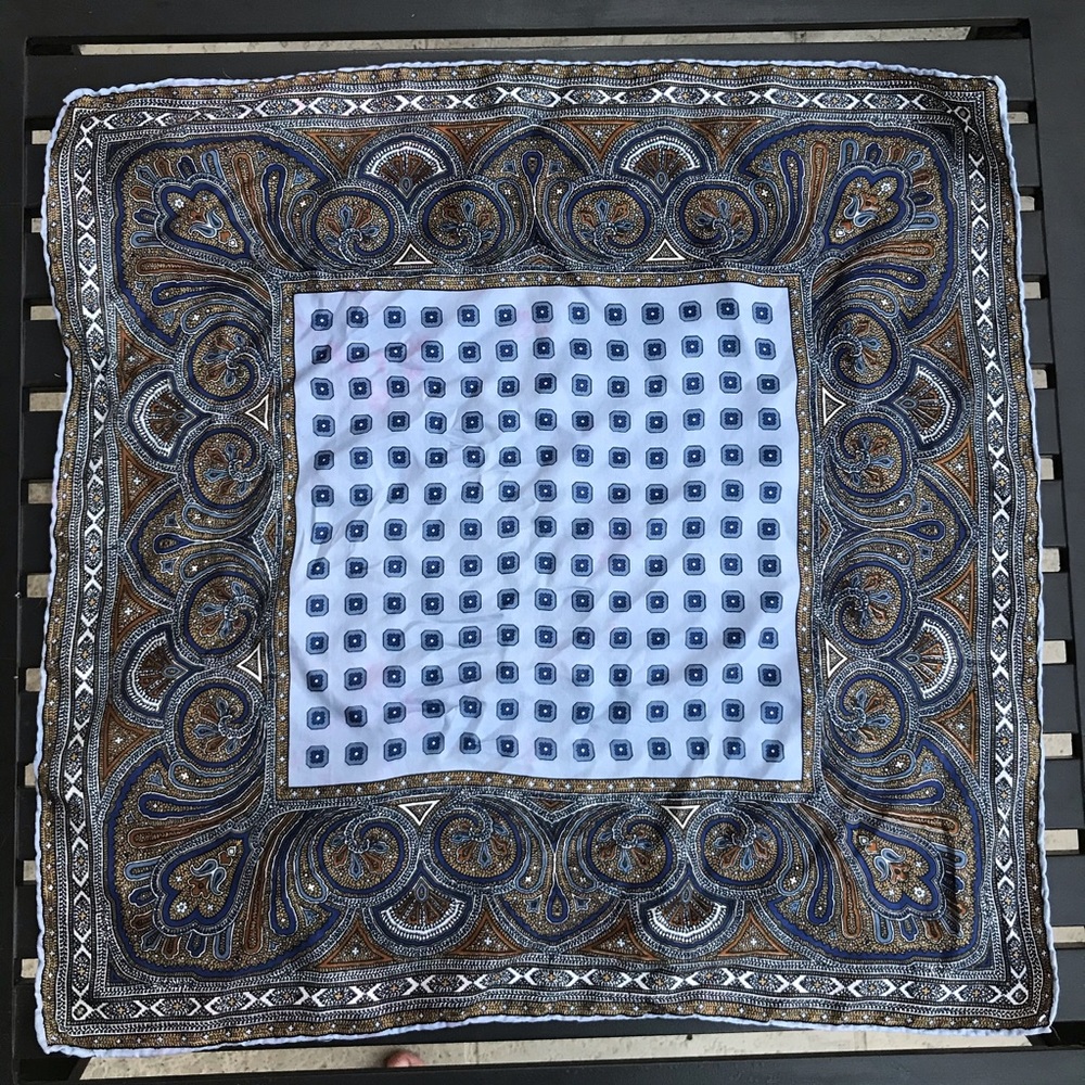 ‘Blue Paisley’ Vintage Head Scarf - Picture 3 of 13